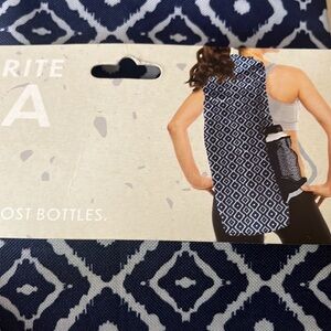 NWT "MY FAVORITE YOGA BAG"- BLUE PRINT- 28 X 6 X 6